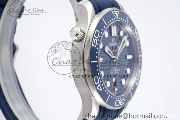 0328 Fashionable Seamaster Diver 300M ZF 1:1 Best Edition Blue Ceramic Blue Dial on Blue Rubber Strap A 7822
